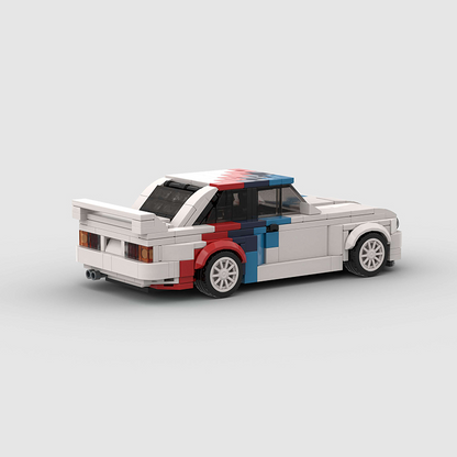 BMW M3 E30 - brickedbuilds