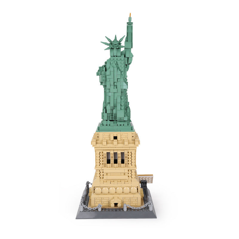 Statue of Liberty - brickedbuilds