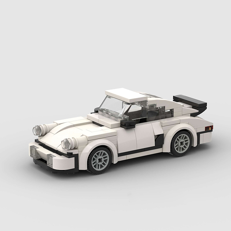 Porsche 911 - brickedbuilds